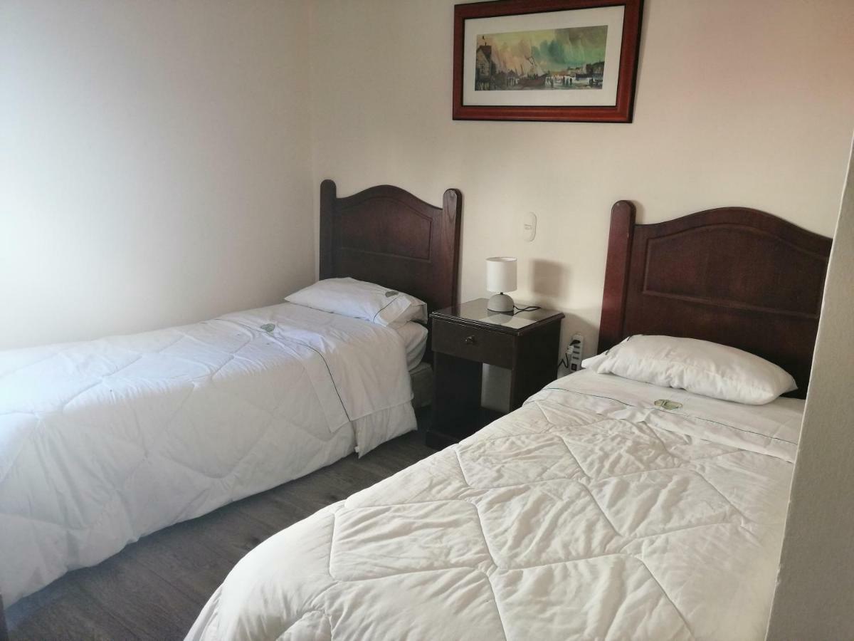 Hotel Londres La Serena Bagian luar foto